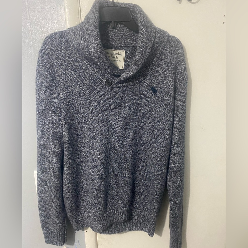 Abercrombie & Fitch Sweater